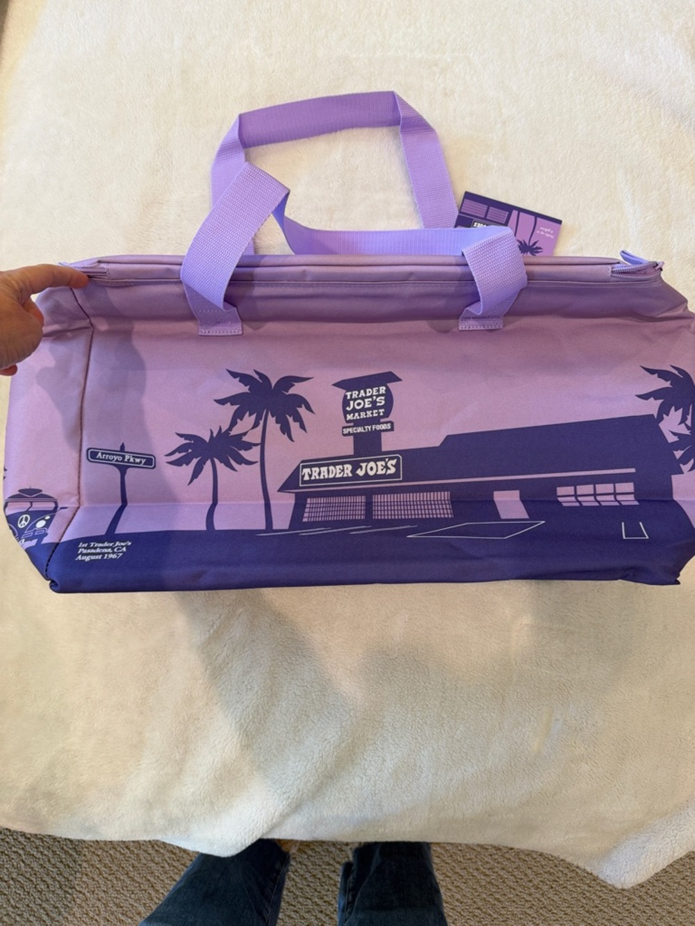 Trader Joe's Large Reusable Insulated Purple/lavender Bag - Picture 3 of 8